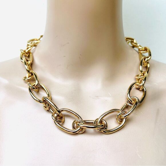 Gold Chunky Chain Necklace - Picture 1 of 5